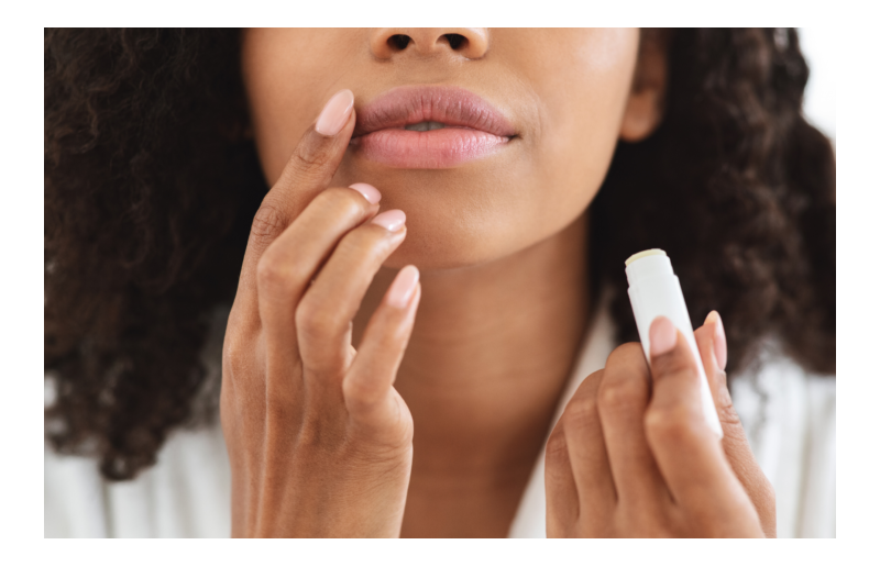 Frío y labios agrietados: guía completa para mantenerlos suaves 